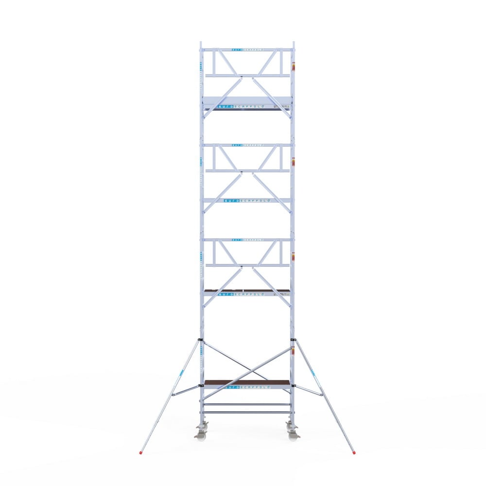 Rolsteiger Professional 90x190 9,2m werkhoogte carbon vloer tegen de gevel