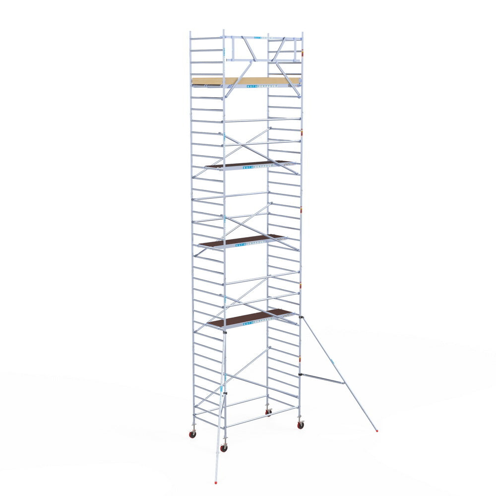 Rolsteiger Basic 135x250 11,2m werkhoogte carbon vloer tegen de gevel