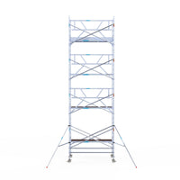 Rolsteiger Professional 135x250 9,2m werkhoogte carbon vloer tegen de gevel