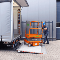 AXO-lift P300 personenlift 4,95m wekhoogte
