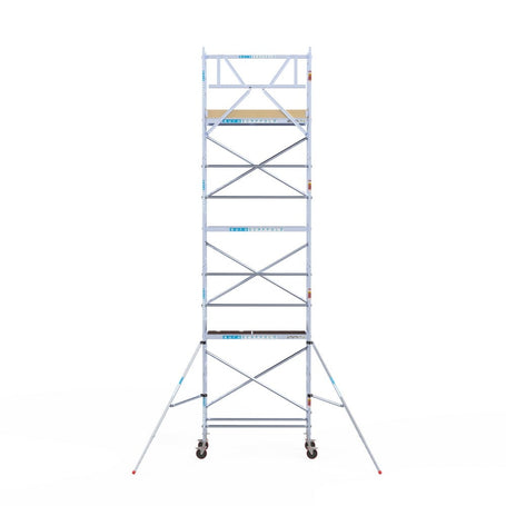 Rolsteiger Basic 75x190 8,2m werkhoogte carbon vloer tegen de gevel