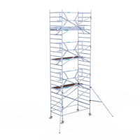 Rolsteiger Professional 135x250 8,2m werkhoogte carbon vloer tegen de gevel
