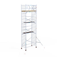 Rolsteiger Basic 135x250 9,2m werkhoogte carbon vloer tegen de gevel