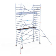 Rolsteiger Professional 135x305 6,2m werkhoogte carbon vloer tegen de gevel