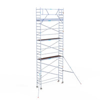 Rolsteiger Original  75x305 9,2m werkhoogte carbon vloer tegen de gevel