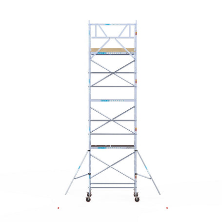 Rolsteiger Basic 90x190 8,2m werkhoogte carbon vloer tegen de gevel