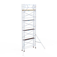 Rolsteiger Basic 75x305 10,2m werkhoogte carbon vloer tegen de gevel