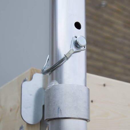 Rolsteiger Original  90x305 9,2m werkhoogte carbon vloer tegen de gevel