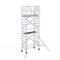 Rolsteiger Basic 90x190 6,2m werkhoogte carbon vloer tegen de gevel