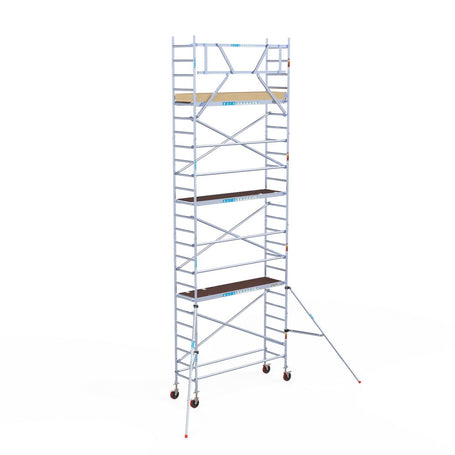 Rolsteiger Basic 75x250 8,2m werkhoogte carbon vloer tegen de gevel