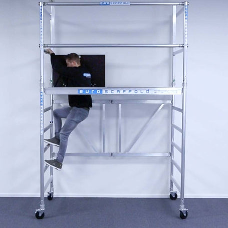 Kamersteiger 90cm breed + platform 30cm + uitbreiding A