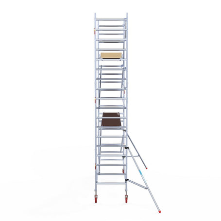 Rolsteiger Basic 90x305 6,2m werkhoogte carbon vloer tegen de gevel