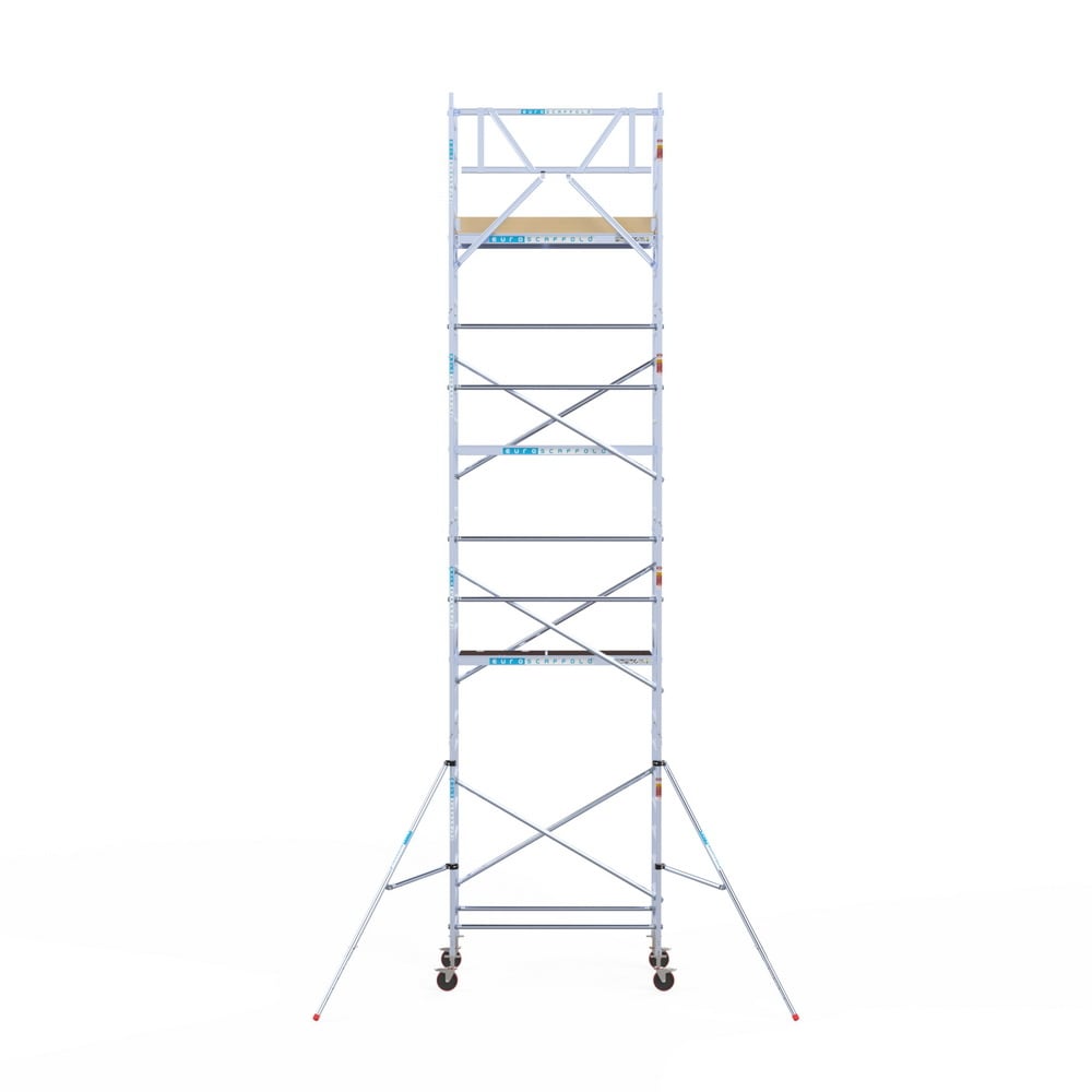 Rolsteiger Basic 90x190 9,2m werkhoogte carbon vloer tegen de gevel