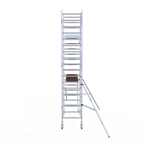 Rolsteiger Professional 90x250 6,2m werkhoogte carbon vloer tegen de gevel