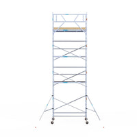 Rolsteiger Basic 135x250 9,2m werkhoogte carbon vloer tegen de gevel