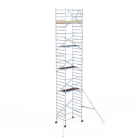 Rolsteiger Basic 135x190 11,2m werkhoogte carbon vloer tegen de gevel
