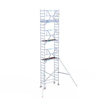 Rolsteiger Professional 75x190 9,2m werkhoogte carbon vloer tegen de gevel