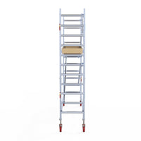 Rolsteiger Basic 75x305 4,2m werkhoogte carbon vloer tegen de gevel