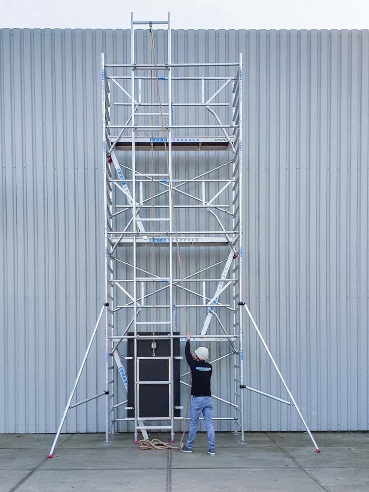 Solarlift 12,2m werkhoogte 305 cm