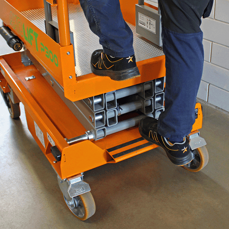 AXO-lift P300 personenlift 4,95m wekhoogte