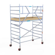 Rolsteiger Basic 135x250 4,2m werkhoogte carbon vloer tegen de gevel