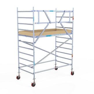Rolsteiger Basic 135x250 4,2m werkhoogte carbon vloer tegen de gevel