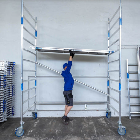 Rolsteiger Alumexx Extra 135x190 4,2m werkhoogte tegen de gevel