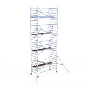 Rolsteiger Professional 135x305 9,2m werkhoogte carbon vloer tegen de gevel