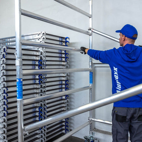 Rolsteiger Alumexx Extra 135x190 10,2m werkhoogte tegen de gevel