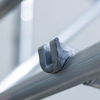 Rolsteiger Basic 135x250 6,2m werkhoogte carbon vloer tegen de gevel
