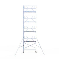 Rolsteiger Professional 90x250 10,2m werkhoogte carbon vloer tegen de gevel