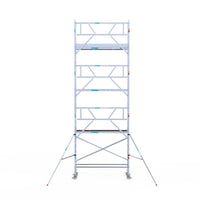 Rolsteiger Professional 75x250 8,2m werkhoogte carbon vloer tegen de gevel
