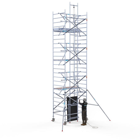 Zonnepanelen Steiger 135x305 8,2m werkhoogte, inclusief Solar lift