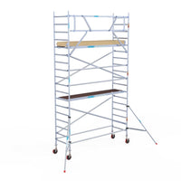 Rolsteiger Basic 90x305 6,2m werkhoogte carbon vloer tegen de gevel
