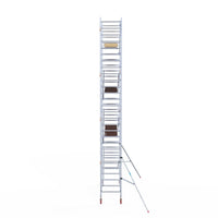Rolsteiger Basic 90x305 9,2m werkhoogte carbon vloer tegen de gevel