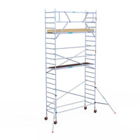 Rolsteiger Basic 90x305 7,2m werkhoogte carbon vloer tegen de gevel