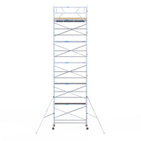 Rolsteiger Basic 135x305 12,2m werkhoogte carbon vloer tegen de gevel